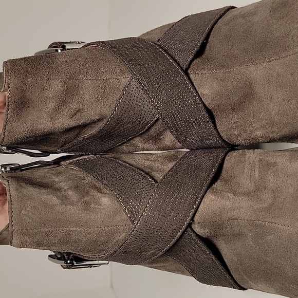 Vince Camuto Pamari Peep Toe Wedge Booties Gray Leather Ankle Boots Size 10 - Picture 7 of 16